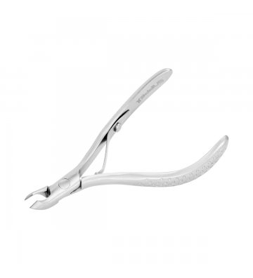 Snippex cuticle clippers...